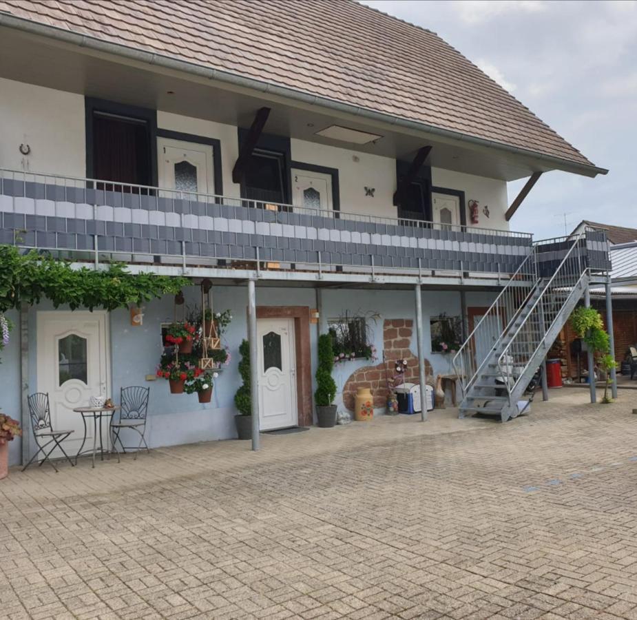 Wohnung 11 - Nur 10 Minuten Zu Fuss In Den Europa-Park Rust Exteriör bild